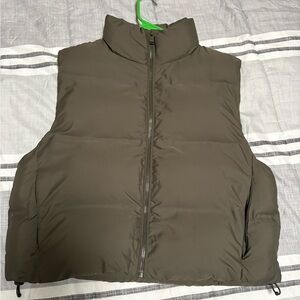 SALE🔥NWOT Zara Puffer Vest
